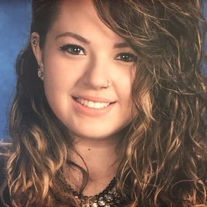 Meet your Posher, Skylar